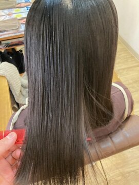 グランバイ アトリエドングリ(Grand × AtlierDonguri) 髪質改善 ビフォーアフター その532(酸性縮毛矯正)