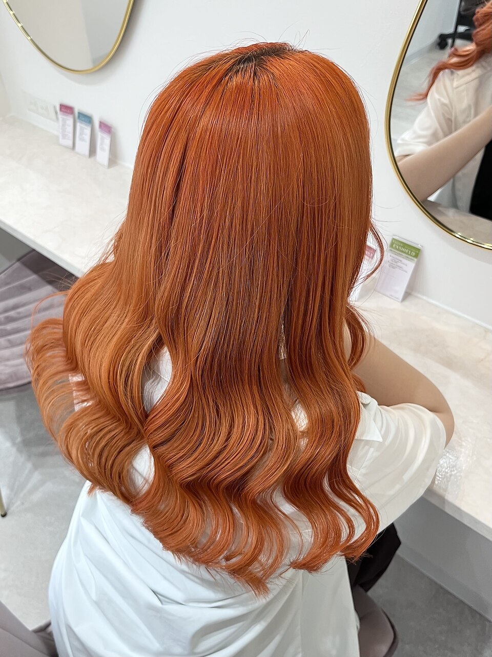 オレンジカラー/艶カラー/似合わせカット：L182364051｜エルバイラビス
