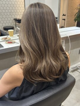 ヴィオットバイサロン(Viot by Salon) 【片山】前髪マチルダボブピンクベージュツヤ髪