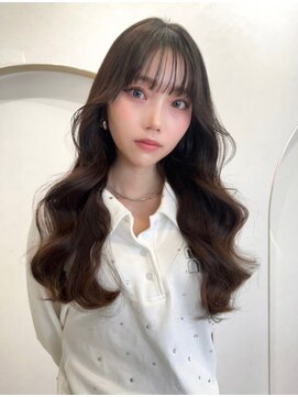 ミラ(MIRA) マロンベージュ/外巻きウェーブ/ブリーチなし/顔まわりレイヤー