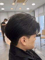 バース 梅田中崎町店(BIRTH)&nbsp;毛流れ刈り上げセンターパート