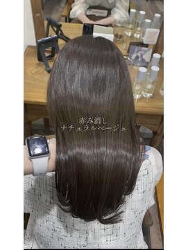 サク(Sac.) 今っぽい柔らかいオリーブベージュ Sac.一澤幸奈