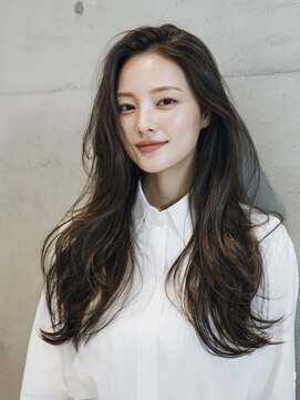 サン 大阪梅田(SUNC) レイヤーカット/グレーブラウン/韓国/顔回り/梅田/大阪梅田