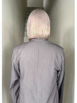 サイ(sai) 前髪/アンブレラカラー/こなれミディ/イメチェン/ウェーブパーマ