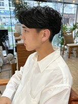ミモザワークス(Mimosa Works)&nbsp;フェザーパーマ　セットが簡単！大人気パーマスタイル