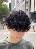 ノイセルヘアー(Noisyle Men's hair) リバースセンターパート/ニュアンスパーマ/ダウンバング/MEN'S◎