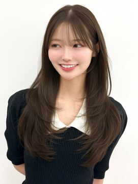 アマトウキョウ アユンチェ(AMA TOKYO×AYUNCHE) 艶めく韓国くびれレイヤー