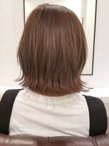 インビテーション(invitation) アッシュブラウン×ナチュラル外はねボブ