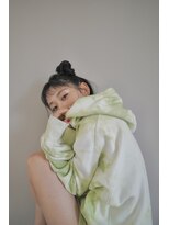 ヘア アンド メイク アートレス(Hair and Make Art less)&nbsp;ツインシニヨンアレンジ