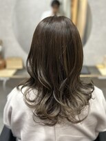 ウィステリア 銀座(WISTERIA) 【小野】レイヤーカット、イノアカラー髪質改善