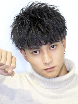 アイトーキョー 池袋(AI TOKYO) 黒髪ツイスパマッシュ