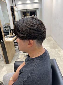 イヴォークトーキョーオーサカ(EVOKE TOKYO osaka) 刈り上げマッシュ