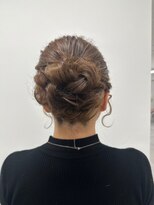 ステラ(Stella) シニヨンスタイル