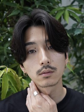 レタッチバイフィフス(RETOUCH by fifth) 原宿フェザーパーマセンターパートフェザーショート30代色気ヘア