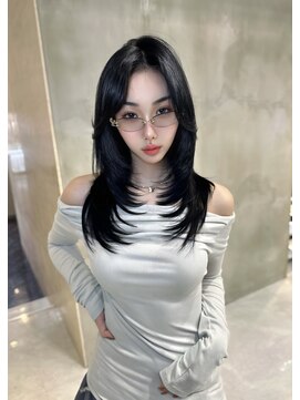 ザシェノンアオヤマ(THE CHAINON AOYAMA) layer cut ×blue black