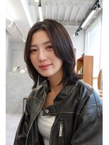 ロシェ 横浜店(loche) センターパート×ミディアムレイヤー×ニュアンスウルフ横浜駅