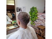 フレンドリーフ ヘアスタイリングルーム(FRIEND LEAF hair styling room)の雰囲気（ベリーショートダブルカラースタイル）