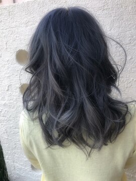 ヘアーラヴワン 足利(hair love One) グレー