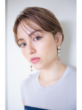 ピズム(PISM) 耳かけ小顔ハンサムショート/ショコラベージュ/センターパート