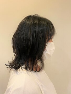 ノイ(neu) 自然な外ハネ動きスタイル【髪質改善/デザインカラー】