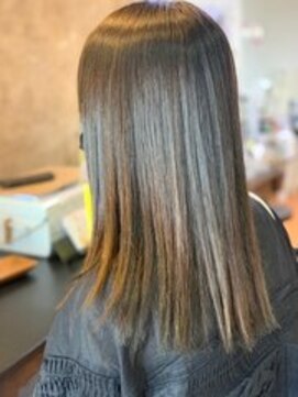 アークスヘアー 大人かわいい☆透明感うるツヤのモテ髪に♪愛されストレート