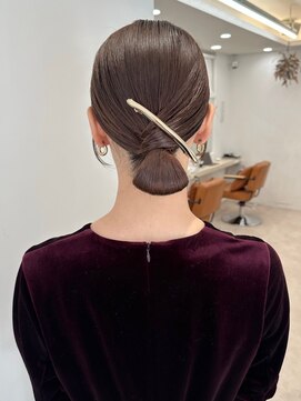 ガーデンヨコハマ(GARDEN YOKOHAMA) ヘアアレンジ　セット　タイト　シニヨン　ミディアムボブ