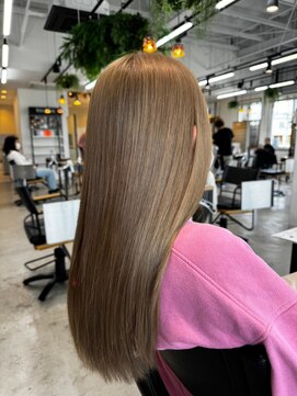グランデュール 東静岡池田店(GRANDEUR) ミルクティーベージュダブルカラーケアブリーチハイライトカラー