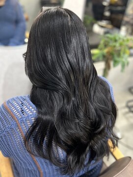 エイム(AiM) レイヤー 顔周りカット 前髪カット 暗めカラー 韓国 透明感 20代