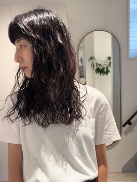 ウェーブパーマ[青山/表参道/白髪染め/白髪ぼかし/ハイライト]