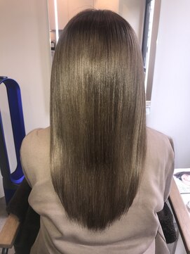 アールサロン アオヤマ(Rr SALON AOYAMA) サファイヤミネコラ
