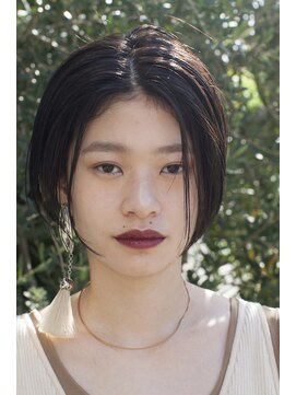 ロッソ(rosso) ミニマムなストレートボブ