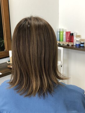 ヴェールビジュ(Vert Bijoux) 外ハネ