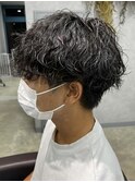 波巻きスパイラルパーマツーブロックツイストパーマメンズヘア