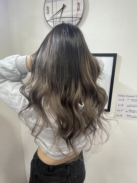 ニーナ ヴィジョン(NINA visioN) #プルエクステ#ハイライト#グラデーション#ギャル