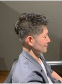 ビジネスフォーマル 短髪黒髪ベリーショート アップバング