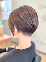 ポルム パプリカ(polum paprika)&nbsp;大人可愛いショートボブツヤ髪ナチュラル襟足刈り上げ