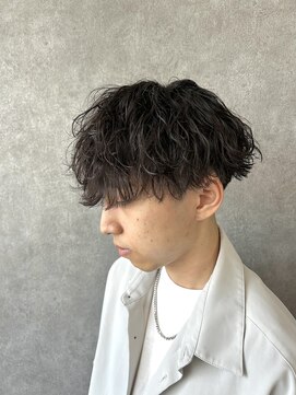 ラヴィラ(la villa) 波巻きスパイラルパーマ