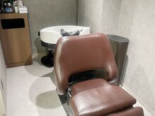ヘアーリセット(HAIR RE SET)の雰囲気（くつろぎの質に磨きをかけたYUMEシャンプー台で快適シャンプーを）