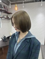 トーン(tone)&nbsp;ハイトーンボブ×切りっぱなしストレートヘア