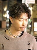 フェザーショート　ニュアンスパーマ　センターパート　毛流れ