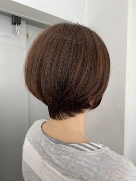 ハーツ(Heart's) 白髪ぼかし/イメチェンヘアスタイル/前髪カタログ/ショートボブ