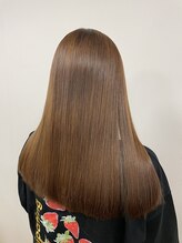 最先端の薬剤でSORAだけの特別な縮毛矯正