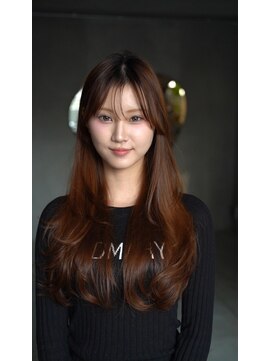 レノラ 本町(LENORA) 美髪ミディアムレイヤーカットデジタルパーマチェリーブラウン