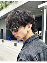 アストラ(ASTRA) MEN’S HAIR/サーフカール/刈り上げセンターパート