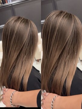 ライン(LYNE) 艶髪/ブラウンベージュ/ナチュラルハイライト