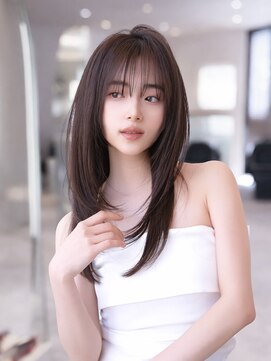 ハバナ 新宿(HAVANA) ミディアムレイヤーカット×ダークブルー/前髪カタログ/顔周り