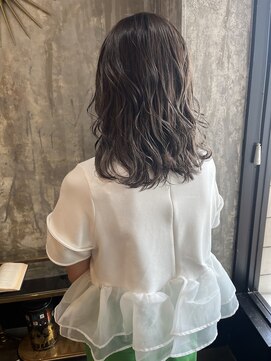 フルアヘッド(FULL A HEAD) 【30代40代人気】無造作ミディアムレイヤー