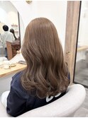 ミルクティーベージュ