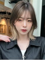 ロッソ 大橋店(Rosso) オリーブベージュの外ハネ髪【大橋】