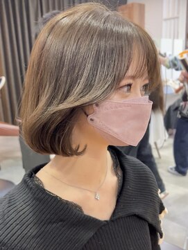 ビュー フクオカ(VIEW FUKUOKA) モードに大人可愛いダークアッシュイメチェンボブ